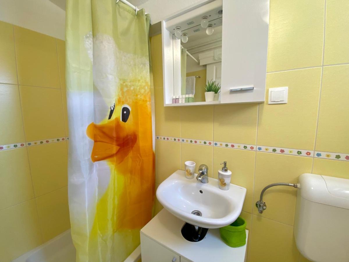 Apartmani Marko Tučepi Esterno foto