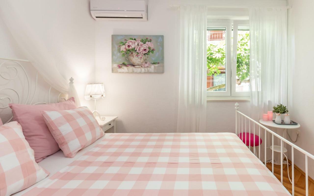 Apartmani Marko Tučepi Esterno foto