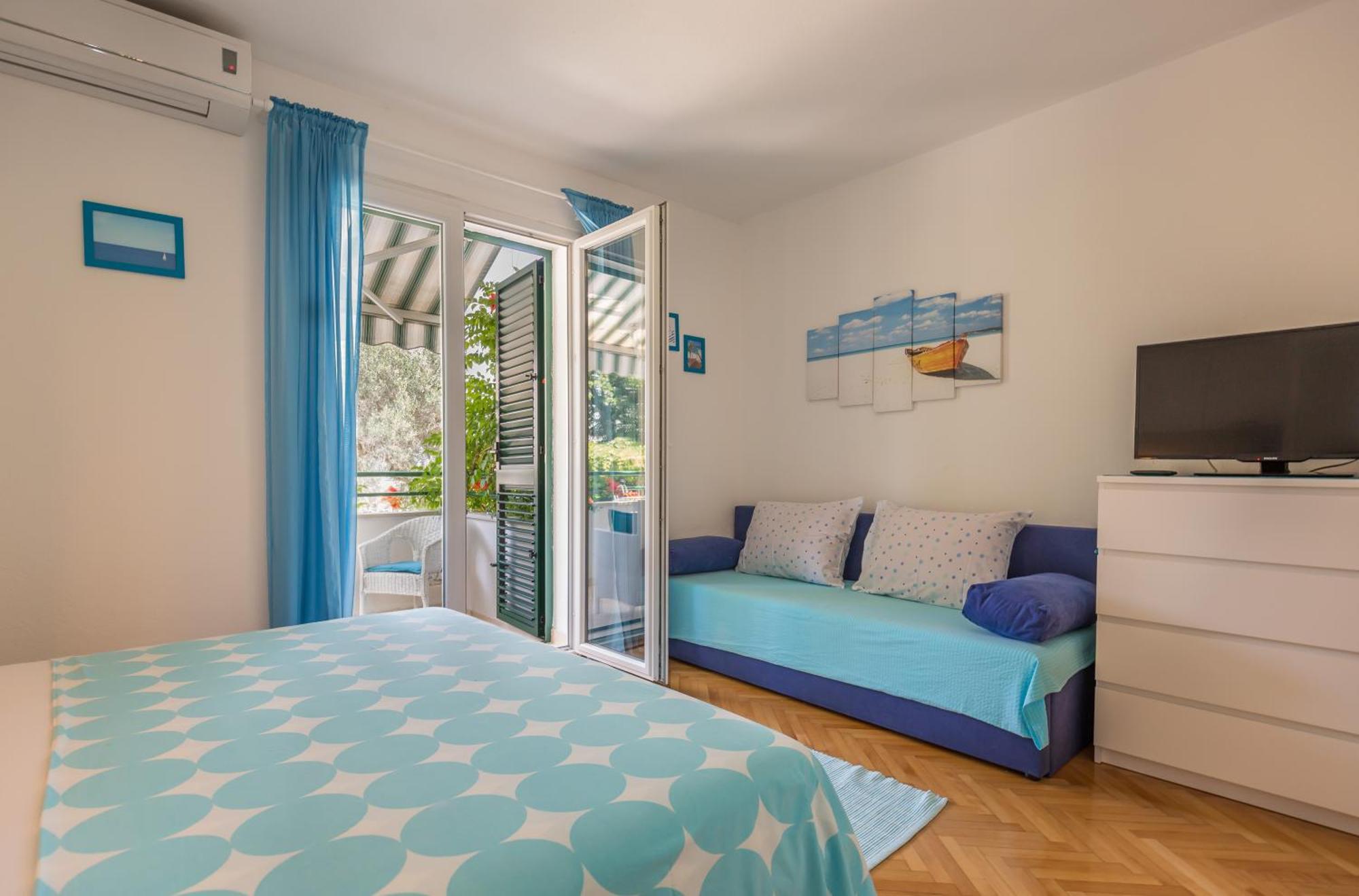 Apartmani Marko Tučepi Esterno foto