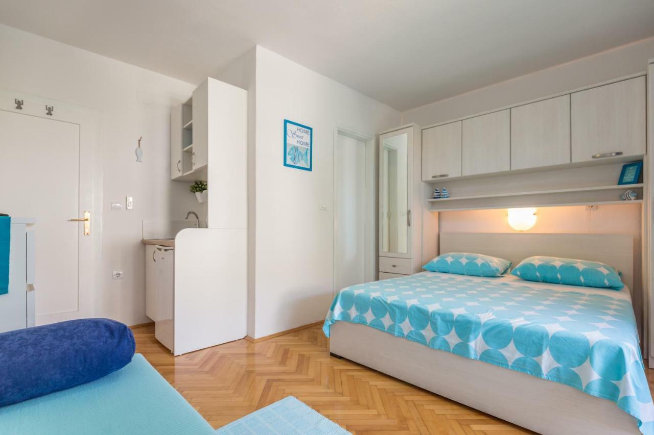 Apartmani Marko Tučepi Esterno foto